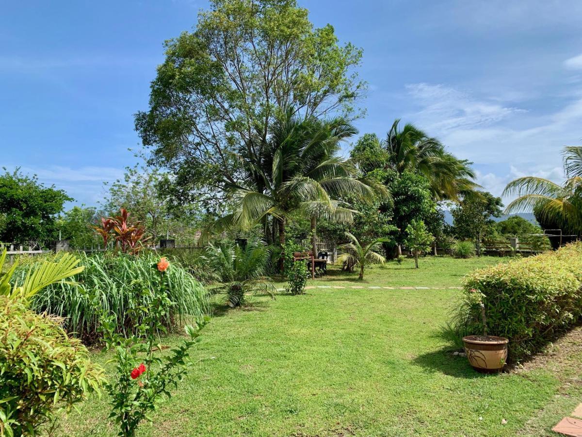 Lovely Garden Villas Pantai Cenang  Εξωτερικό φωτογραφία