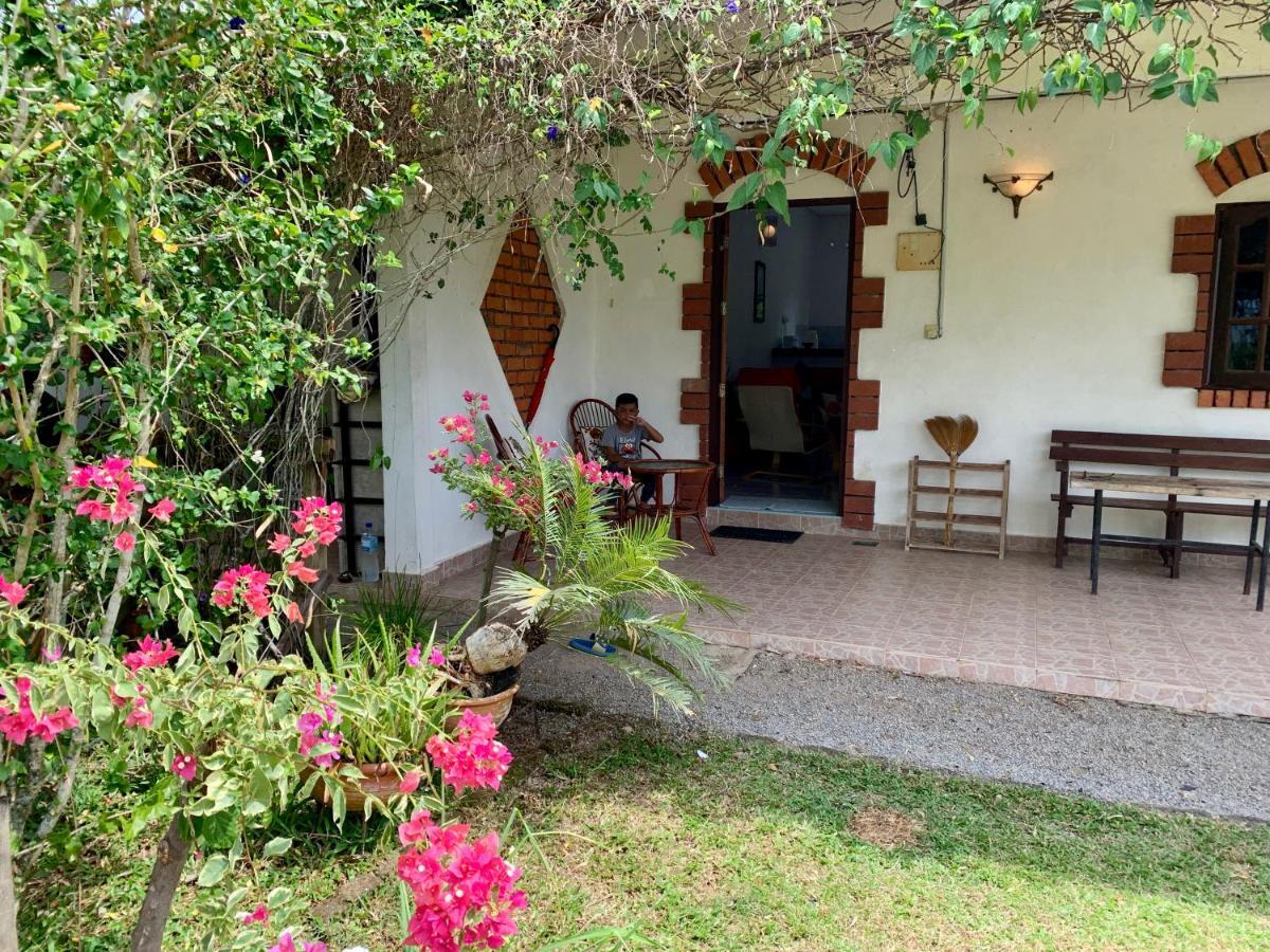 Lovely Garden Villas Pantai Cenang  Εξωτερικό φωτογραφία
